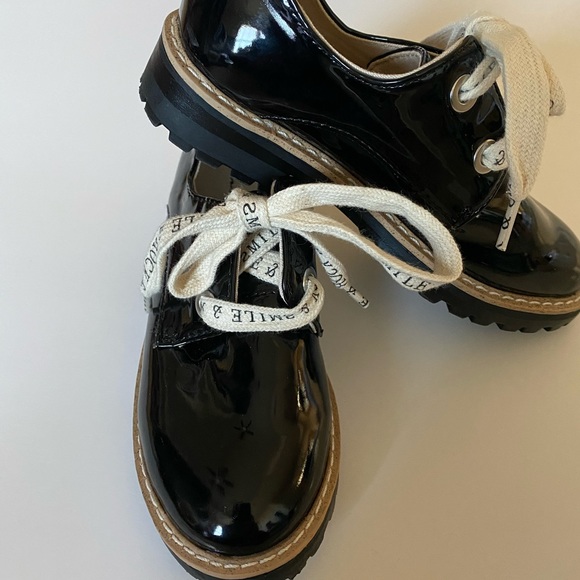 Zara Patent Leather Oxford Kids shoes - Sz EU 28 - Picture 4 of 5